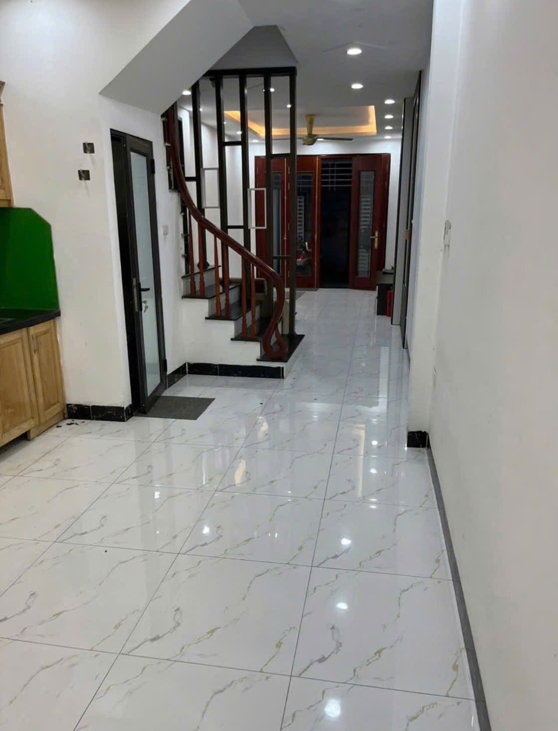 Cho thuê nhà nguyên căn ở gia đình ngõ Gốc Đề, 4 tầng x 60m2, 4 ngủ, 15 Triệu - Ảnh 1